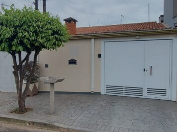 Casa � Venda