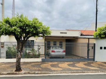 EM ZONA MISTA: RESIDENCIAL E COMERCIAL